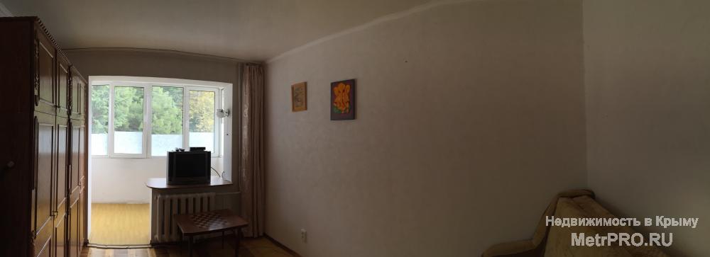 Продается 2-х комнатная квартира улучшенной планировки, по адресу: ул. Свердлова. Расположена на  6 эт./ 9эт...