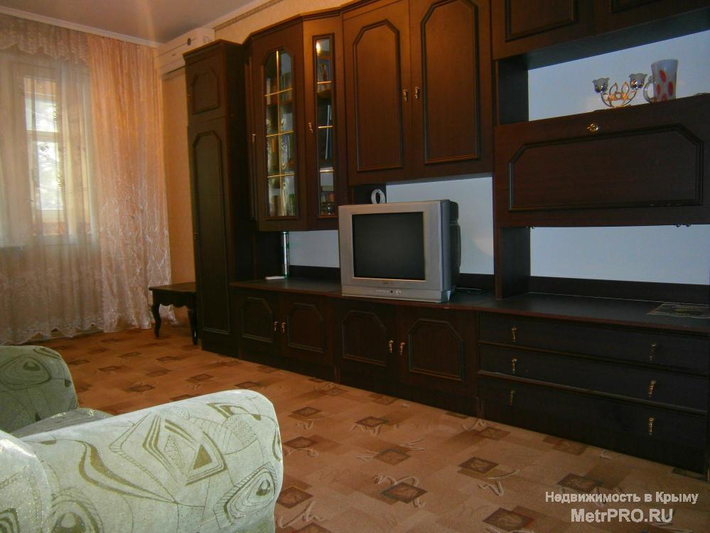 Хорошая 2-х комнатная квартира 51 м2 по ул.Свердлова, в одном из лучших спальных районов города. В квартире выполнен... - 3