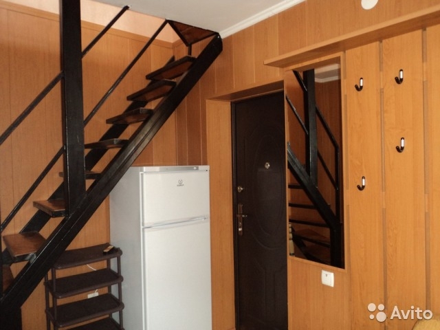 4ккв. + 2х уровневый коттедж + сарай + свой двор. По ул. Кирова,50 в 1 мин. ходьбы от остановки 'Спартак'.  Старый... - 11