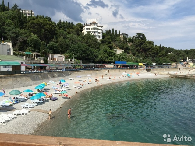 Сдам посуточно квартиру-студию в Крыму г.Ялта пгт.Мисхор, бывший корпус санатория 'Ай-Петри'. До моря пешком 5 минут.... - 13