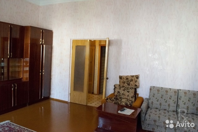 Продается большая 3-комнатная сталинка в центре Севастополя на улице Большая Морская. • Общая площадь квартиры 94... - 10