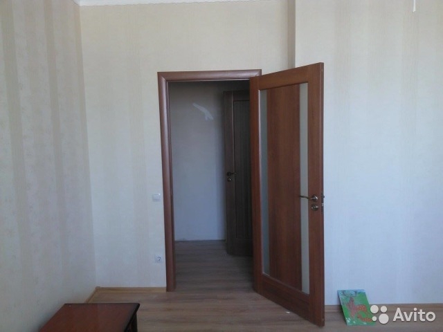 Продаем отличную уютную квартиру с качественным ремонтом в новом жилом квартале комфортного района Севастополя. Вся... - 2