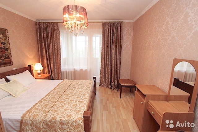 Предлагается квартира на зимний период по улице Украинская д. 44. Квартира по месячно до 1 мая 2016 года. Стоимость -... - 1