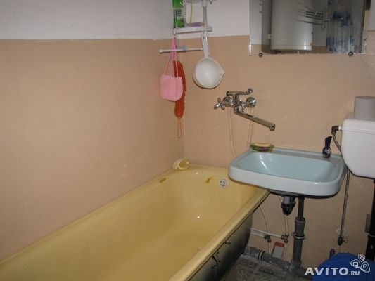 1 комнатная квартира в гор. Феодосия в 10 минутах ходьбы от моря. Дом 2007 года постройки. Квартира находится на... - 3