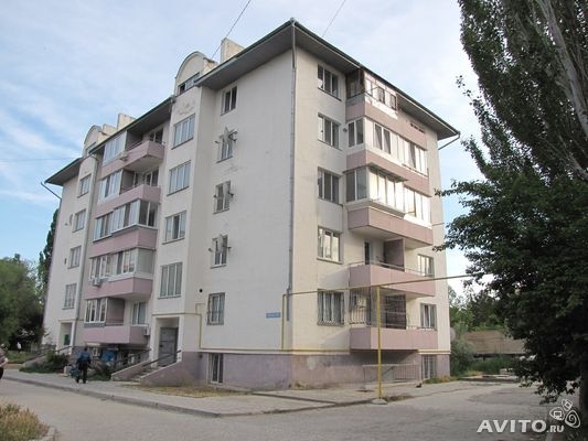 1 комнатная квартира в гор. Феодосия в 10 минутах ходьбы от моря. Дом 2007 года постройки. Квартира находится на... - 4