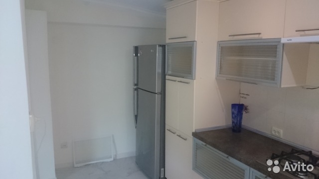 Сдам Дом Лозовое-1  ул. Ушакова 2-комнаты-кухня студия общ.пл.60 кв. м,гараж. Общий двор.30000 р.+сч.Для 1-2 чел. - 1