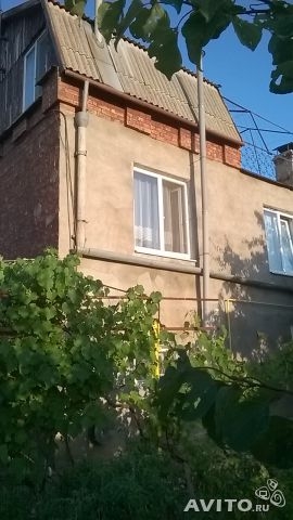 Продается 3-эт. жилая дача, 100 м2. С мебелью и бытовой техникой. 4 уютные жилые комнаты, камин, кухня, прихожая....