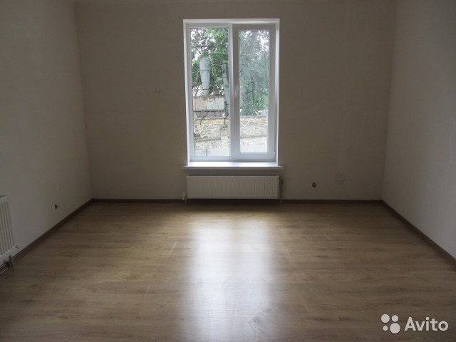 На ул Льдозаводской продаётся новый, капитальный дом. В доме три раздельных комнаты,большая кухня, два с\у. 3 сотки... - 5