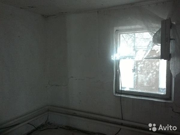 Продам дом  г. Саки  ул. Кузнецова. Дом расположен в центре г. Саки (в хорошем районе, возле 6 школы),  участок 3... - 1