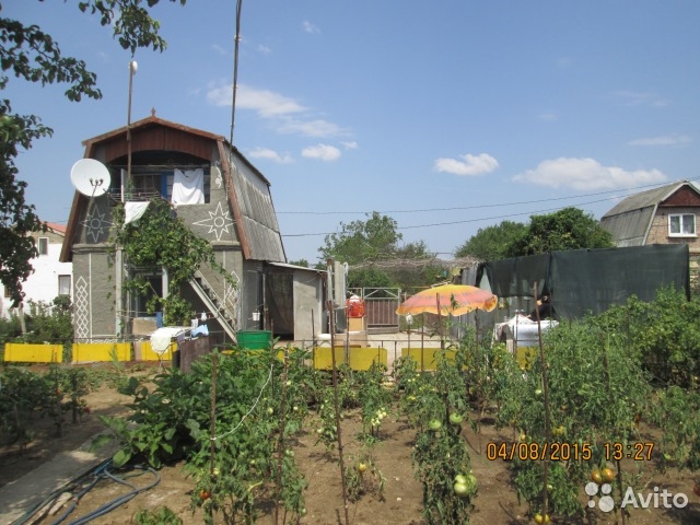 Продам дачу в начале очистных, 2 остановка 'Роза', 7 минут до магазина.Вода по графику, свет , интернет , спутниковое... - 1