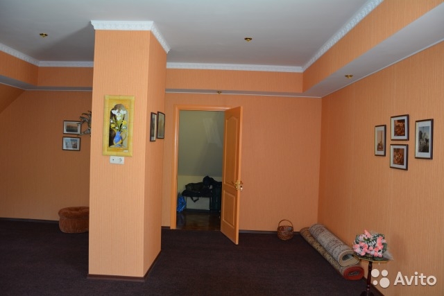 Продается 3-х этажный дом ,в Ялты на земельном участке 6,8 соток .Это 3- х этажный жилой дом общей площадью 370 кв. м... - 13