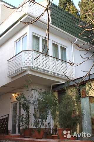 Рады предложить вам разместиться в уютном коттедже состоящим :  Цоколь: плиточный пол с подогревом, оборудованная... - 16