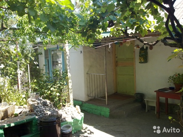Феодосия Продажа 2-х этажного особняка 188 кв. м. с летним домом для гостей 42 кв. м и двумя гаражами в Феодосии по... - 2