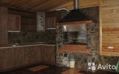 Мы предлагаем вам недорогую аренду домика в горах Крыма, в тихом, уютном поселке Лучистое. В доме расположены: два... - 2