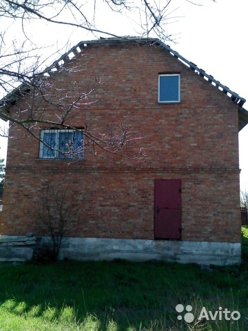 Продается добротный дом в д.Войкова , 3км. от г.Керчь, 15 км. от Азовского моря (с.Курортное). Дом новой постройки, в... - 6