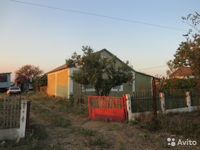 Продается жилой дом в Крыму,Черноморский район,село Оленевка.Площадь 77,1 кв.м.,площадь участка 1564 кв.м. Хорошее... - 1