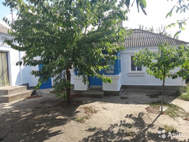 1-этажный дом 40 м кв. (кирпич) на участке 12 соток, в с. Октябрьское в 3 км от города. Дом 40 кв. метров из камня с... - 3