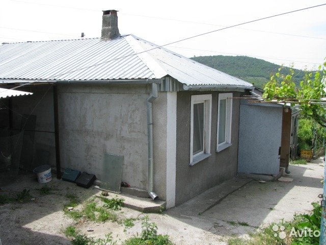 Дом 48м2 на своем участке земли 1063м2(гос.акт) с.Танковое 14 км.от Бахчисарая по дороге: Бахчисарай_ Ай-Петри _Ялта.... - 3