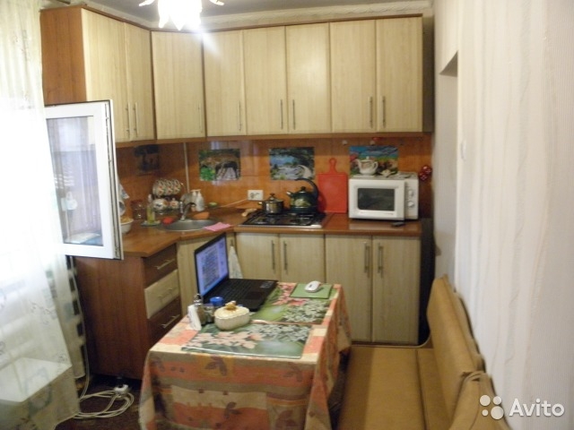 Продаётся дом в Крыму, г. Джанкой, срочно, двухэтажный. Дом газифицирован,газовое отопление, новый водопровод, все... - 6