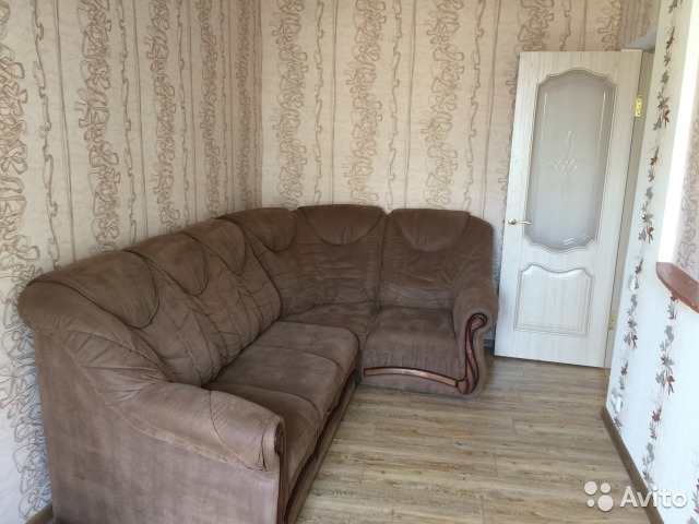 Сдам посуточно свою двухкомнатную квартиру-студию.Квартира находится на первом этаже одноэтажного дома напротив виллы...