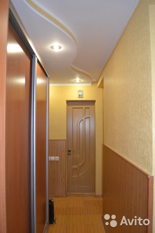 Продаётся квартира на берегу озера в г.Саки в  7 км от моря. Во дворе детская площадка, автобусная остановка,... - 3