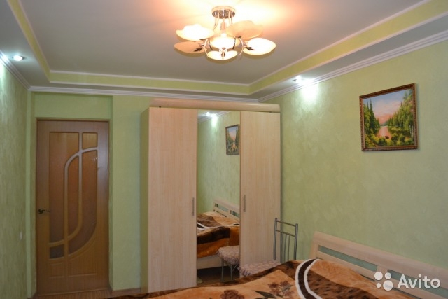 Продаётся квартира на берегу озера в г.Саки в  7 км от моря. Во дворе детская площадка, автобусная остановка,... - 7
