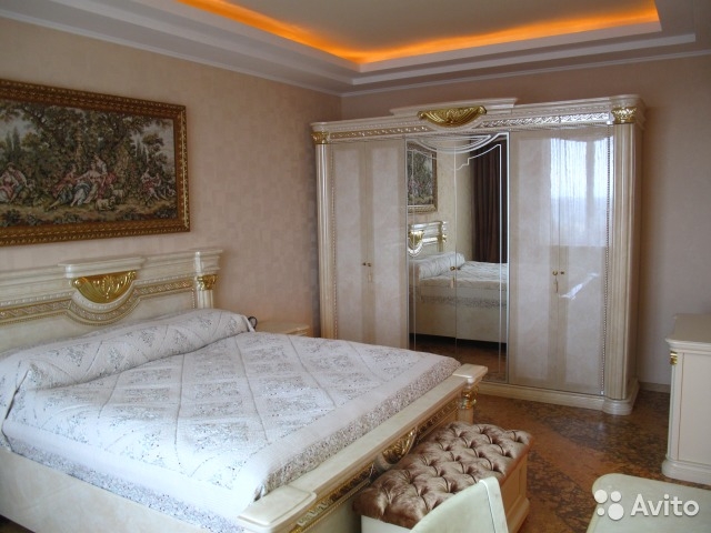 Продается шикарная квартира, обшей площадью 160  м.кв., на 7 этаже 9-ти этажного. Квартира в дворцовом стиле в самом... - 7