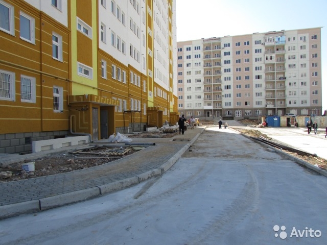 Продается трехкомнатная квартира в новом доме у моря в районе между Камышовой бухтой и бухтой Омега. Застройщик... - 2