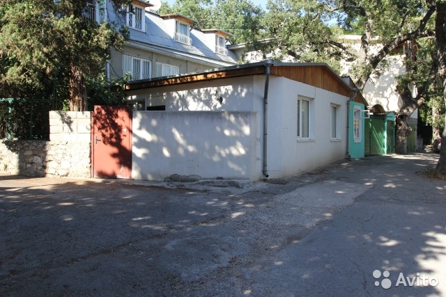 Продам двухкомнатную квартиру в Марате.    1/1 этажного дома, старый фонд.    Общая площадь - 47,7 кв.м.    Состояние...