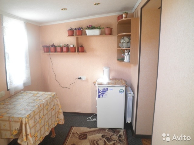 продам свою приватизированную часть дома на берегу моря, два этажа, отдельный вход, участок огорожен забором,... - 3