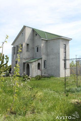 Продам 2-х этажную дачу с мансардой (жилая площадь 64, 8 кв.м., общая 136,5 кв.м.), расположенную в кооперативе...