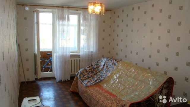 Квартира, чешской планировки, находится на 4/5 этажного дома. Общая площадь 63,1 кв.м., жилая 39,2 кв.м., кухня 9,8...