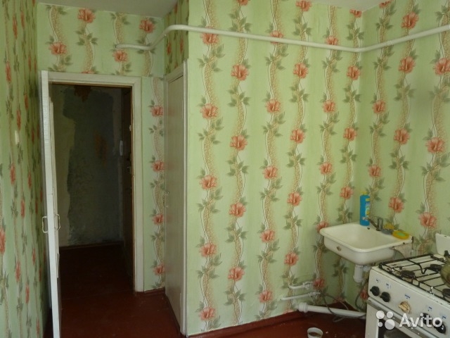 Продаем 3-х квартиру на Проспекте Победы , общ.пл.64 м.кв. , 1/9 , с лоджией , везде стоят стеклопакеты , квартира... - 1