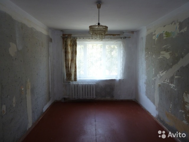 Продаем 3-х квартиру на Проспекте Победы , общ.пл.64 м.кв. , 1/9 , с лоджией , везде стоят стеклопакеты , квартира... - 2
