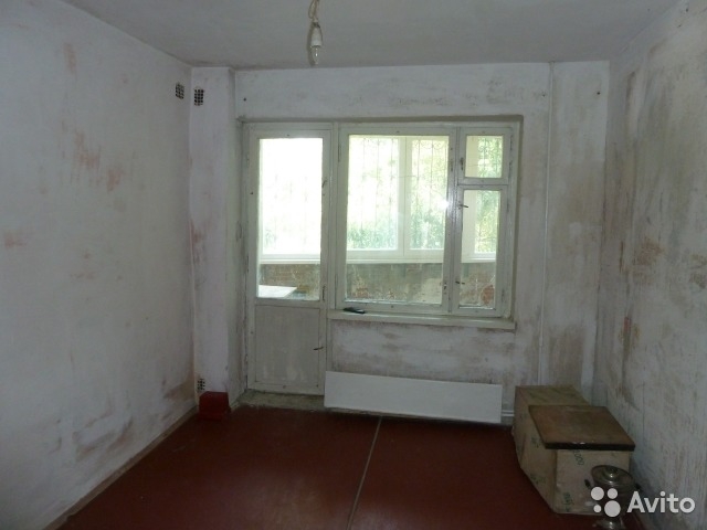 Продаем 3-х квартиру на Проспекте Победы , общ.пл.64 м.кв. , 1/9 , с лоджией , везде стоят стеклопакеты , квартира... - 3