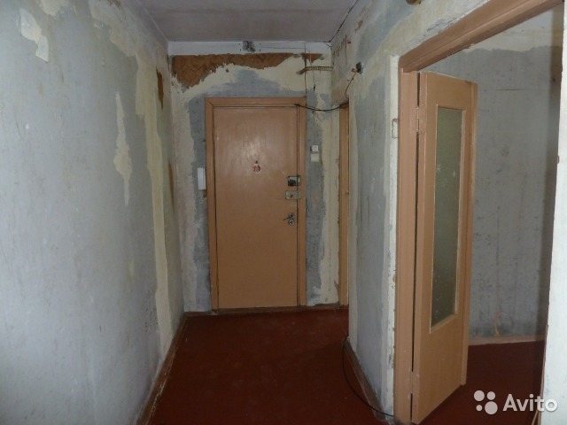 Продаем 3-х квартиру на Проспекте Победы , общ.пл.64 м.кв. , 1/9 , с лоджией , везде стоят стеклопакеты , квартира... - 9