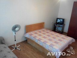 Посуточно 1-х ком... WI FI. Большая уютная комната .  Имеется встроенная бытовая техника, , кондиционер, стир.... - 1