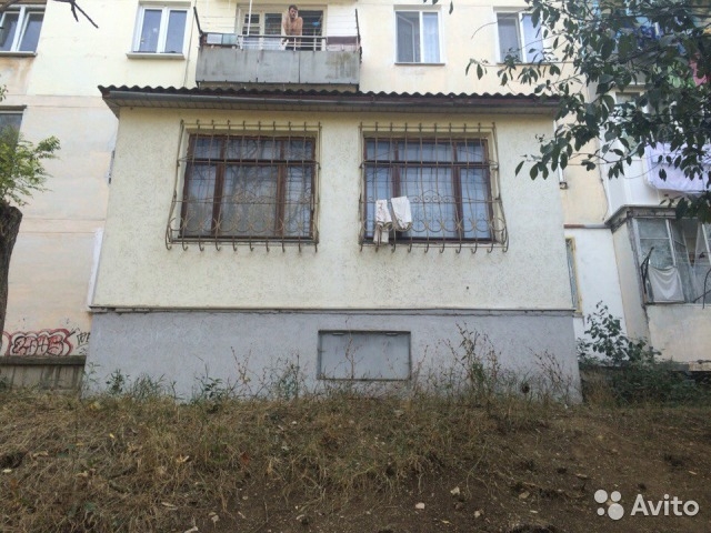 СРОЧНО! Продам 5к квартиру, брежневка, 1\5 этажей, 120\70\20. Высокий первый этаж, хороший дом, тихий район.Состояние... - 3