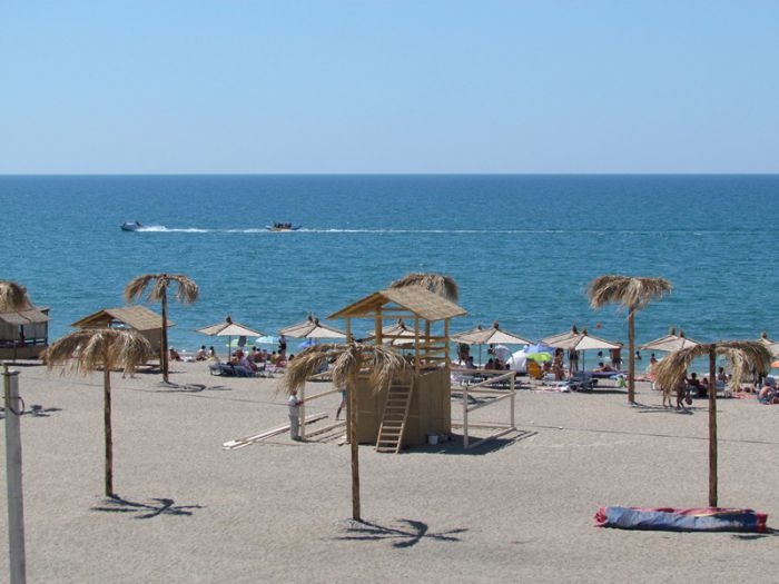 Продается новый гостиничный комплекс в п.Морской ул. Набережная, Сакский р-н. Прибрежное (Аквапарк).Комплекс 3 этажа,... - 2