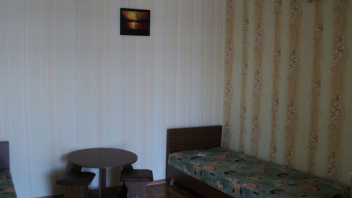Продаётся Мини-пансионат в с.Поповка . 2005 г. постройки. Земельный участок 10 соток. Общая площадь 700 кв.м. 2-х... - 2