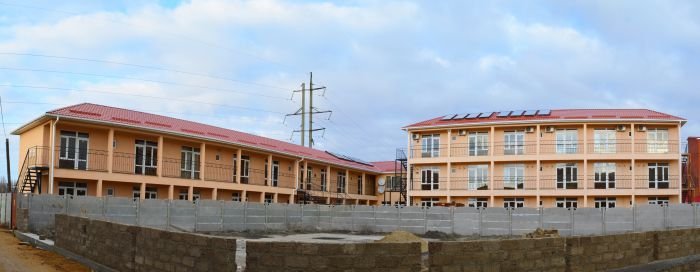 Купите действующий гостевой комплекс в городе Саки – уни-кальном грязевом курорте Крыма, в 400 метрах от широкого...