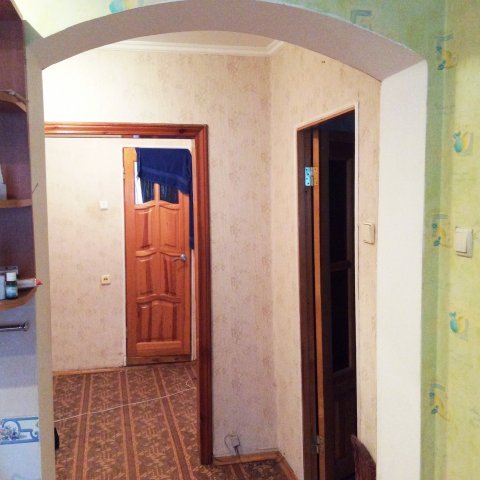 В лучшем районе Севастополя (на Летчиках)  продается теплая трехкомнатная квартира  по ул. Астана Кесаева 8.... - 1