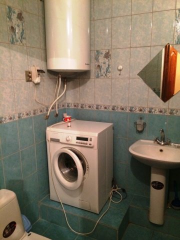 В Севастополе продаётся трёхкомнатная квартира с ремонтом на Северной стороне, улица Челюскинцев, район «Моряка».... - 4