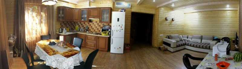 В окружении крымской природы расположился трёхэтажный дом из дикого сруба в Марате. Дом располагает двумя этажами,... - 1