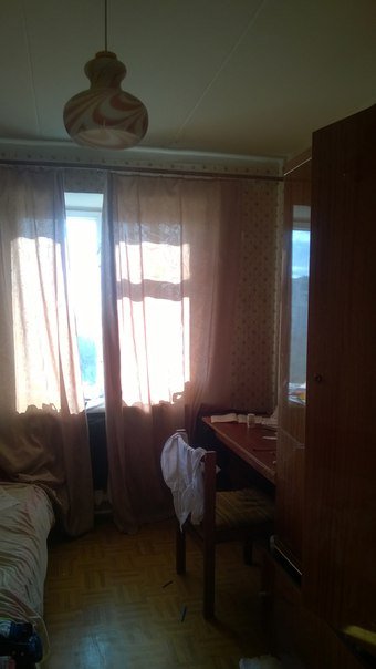 Продается трехкомнатная квартира общей площадью 54кв.м., окна обычные, один балкон выходящий на Проспект Победы, с/у... - 3