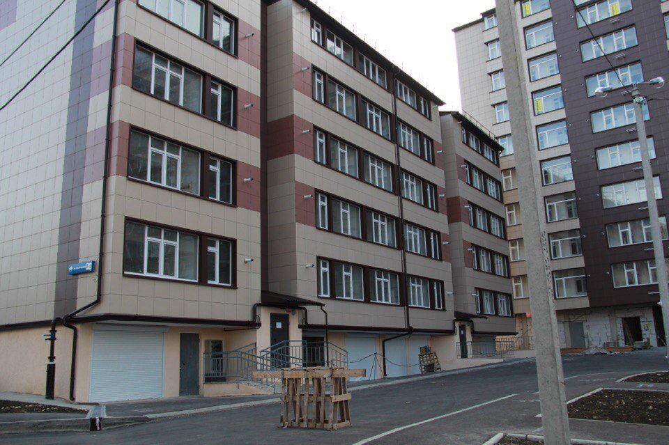 Продается 2к/к по ул.Шевченко. 50 м;1 высокий этаж. 3.300.000 рублей в новострое. ДОМ СДАН. Первый высокий этаж. Дом... - 3