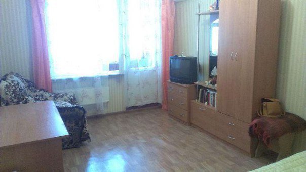 Сдам 1 к квартиру на Проспекте Октябрьской Революции. 6/9 эт.  в квартире есть все необходимое для проживания и... - 5