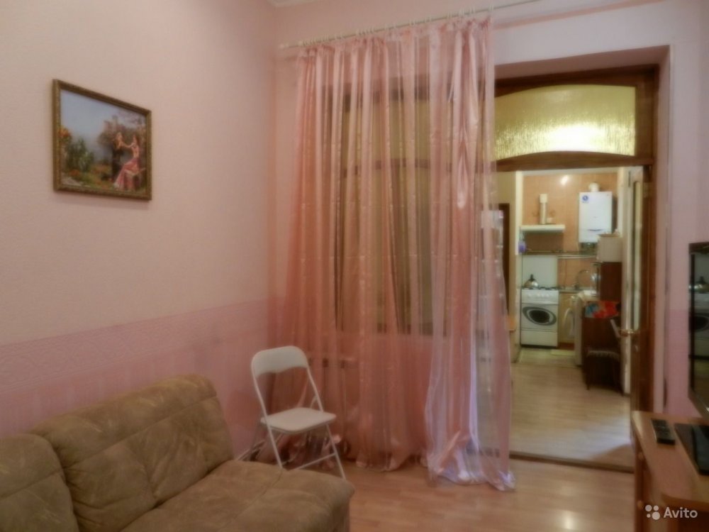 Продается 2 к. квартира в Ялте, ул.Таврическая.  Общая площадь 40 м.кв. Комнаты 13 и 12кв.м., кухня 5,8кв.м., санузел... - 3