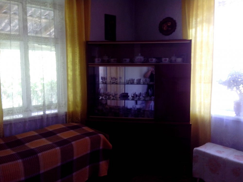 Продается дом,пос Орловка,ул Приморская, 3 комнаты, 18 м,10 м,8 м, в доме вода, отопление- печное, газ -рядом, кухня...