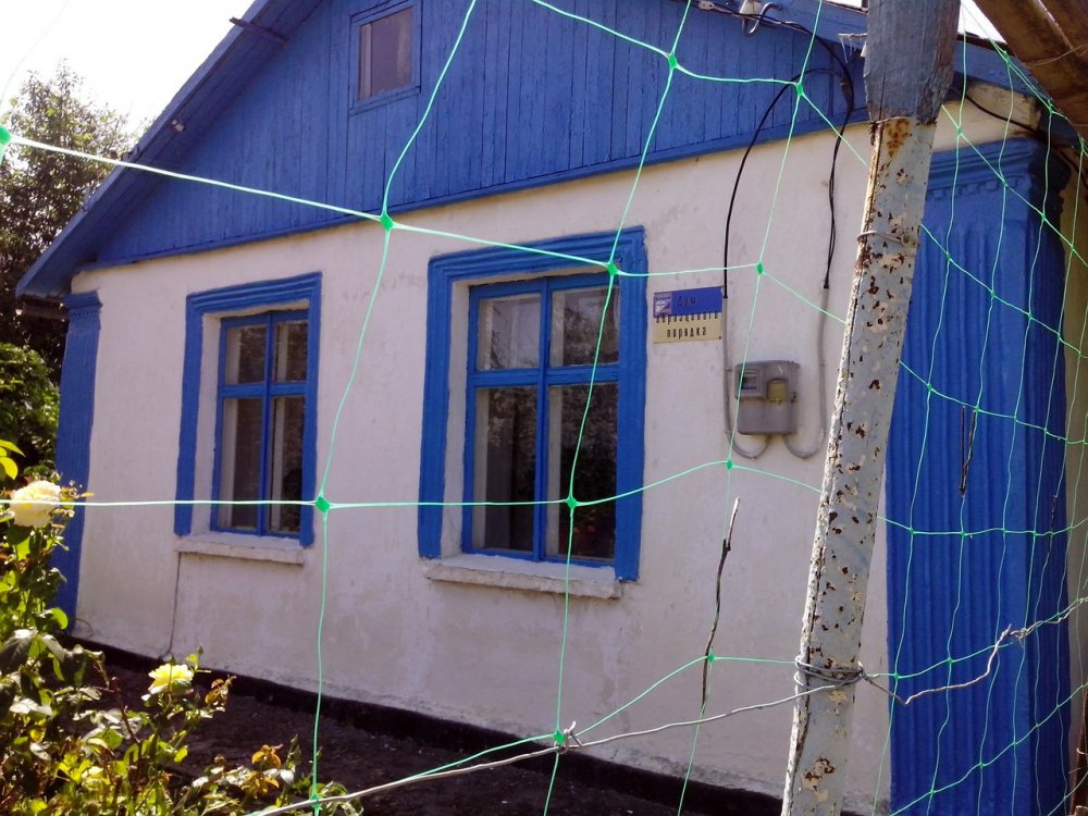 Продается дом,пос Орловка,ул Приморская, 3 комнаты, 18 м,10 м,8 м, в доме вода, отопление- печное, газ -рядом, кухня... - 11